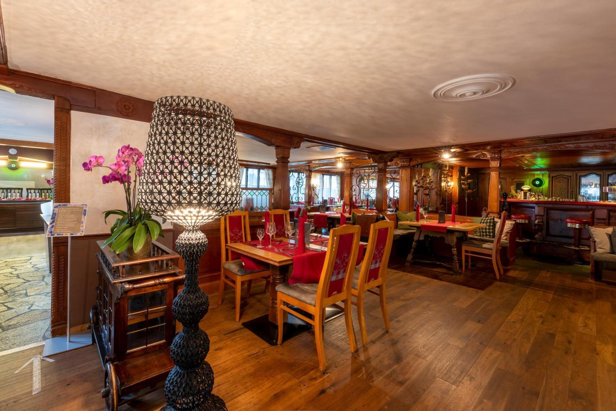 אוברשטאופן Alpin & Wellness Resort Hotel Ludwig Royal מראה חיצוני תמונה