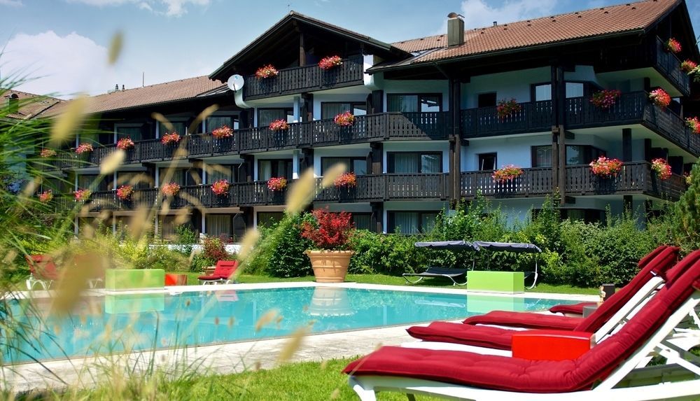 אוברשטאופן Alpin & Wellness Resort Hotel Ludwig Royal מראה חיצוני תמונה